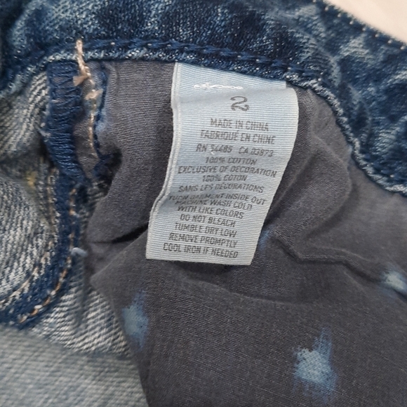 American Eagle Outfitters Distressed Shorts - Picture 4 of 4